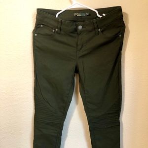 Prana Brenna Pant